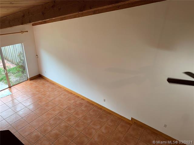 Building Photo - 13620 SW 101st Ln