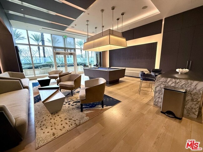 Building Photo - 877 Francisco St