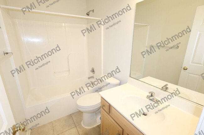 Building Photo - 14669 Sailboat Cir