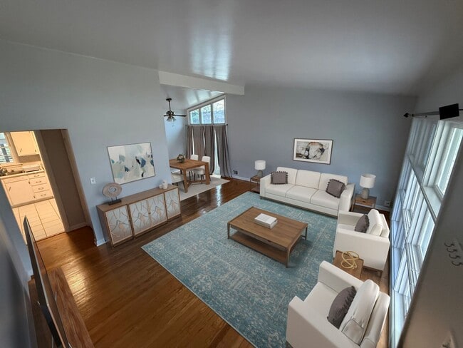 Building Photo - 2850 Hikes Ln