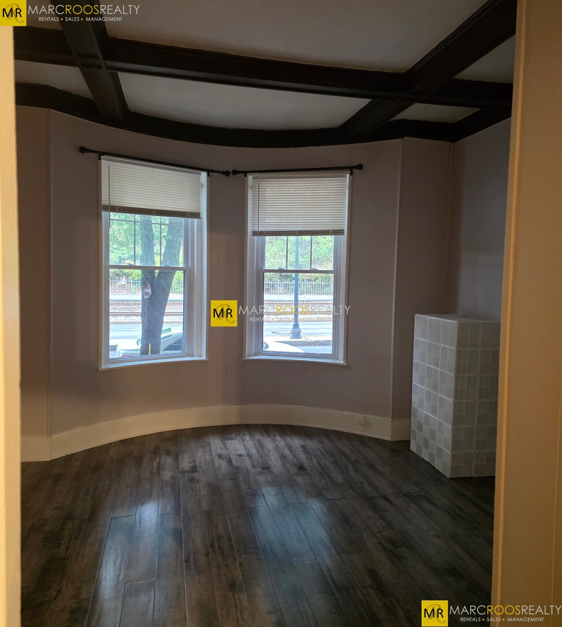 Building Photo - 1710 Commonwealth Ave