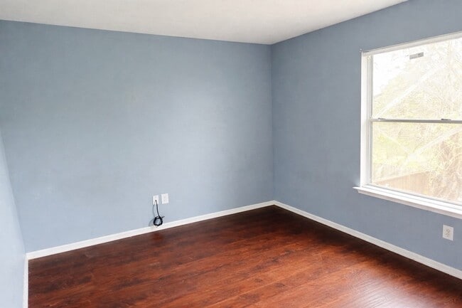 Building Photo - 5935 Sattler Park Dr