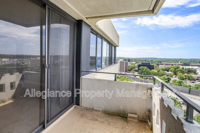 Building Photo - 6301 Stevenson Ave