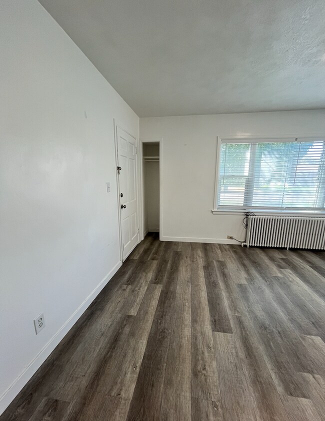 Building Photo - 1 Bed/1 Bath close to BYU