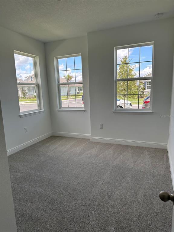 Building Photo - 19044 Blueleaf St