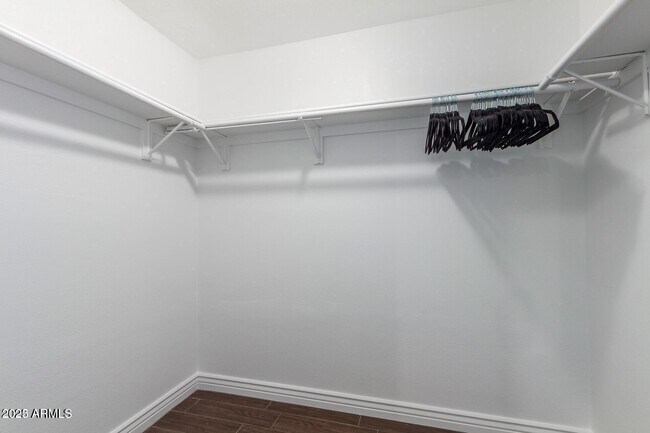 Building Photo - 3117 N 41st Pl