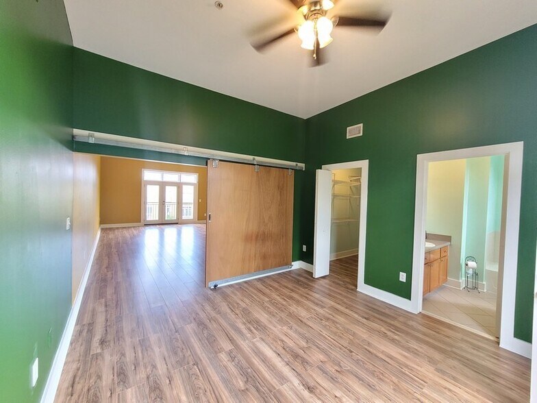 Building Photo - 502 Pryor St SW