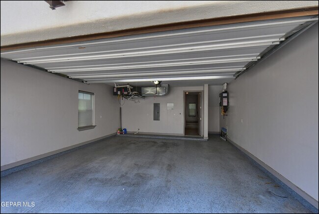 Building Photo - 312 Vin Almoradi Ct