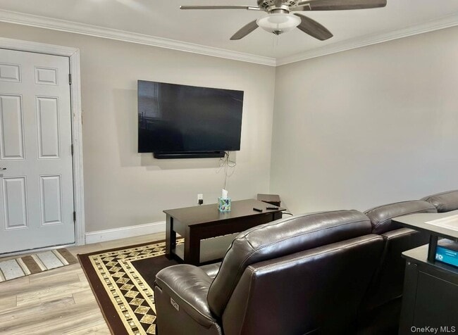 Building Photo - 107 Fairview Ave