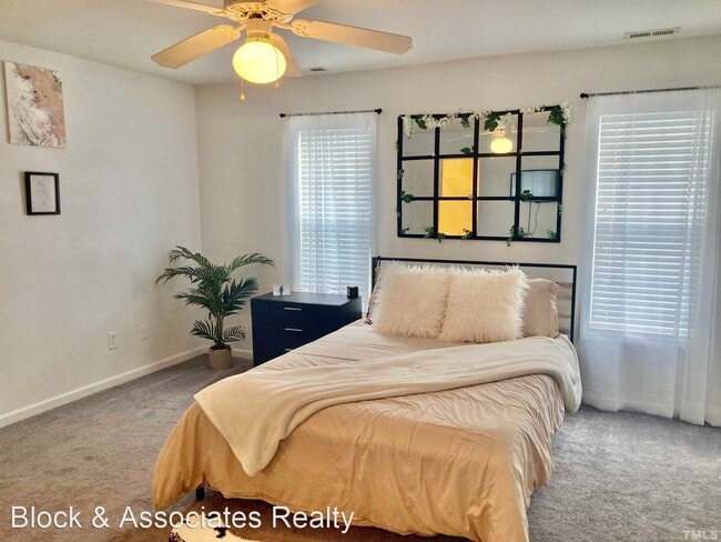 Building Photo - 2 br, 2 bath House - 46 Signet Drive