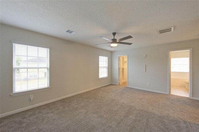 Building Photo - 18503 Fair Grange Ln
