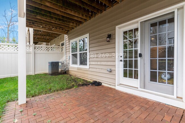 Building Photo - 15816 Swanscombe Lp