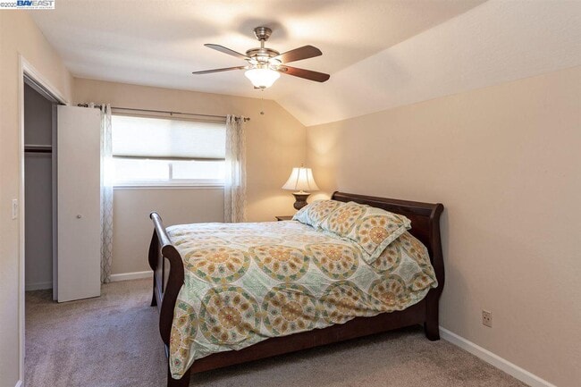 Building Photo - 833 Catalina Dr