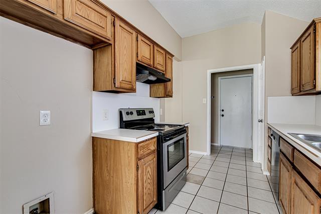 Building Photo - 6307 Blaney Dr