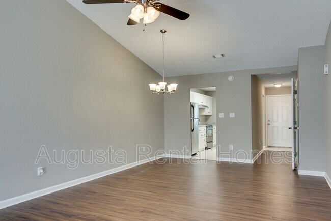 Building Photo - 2019 Caton Dr