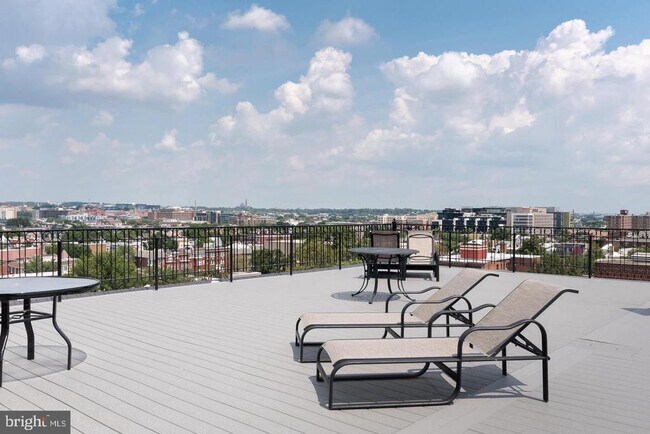 Building Photo - 1245 13th St NW