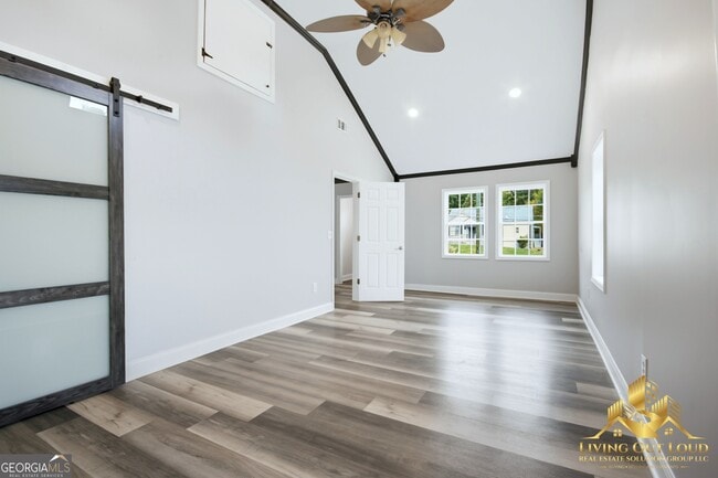 Building Photo - 1439 Westridge Rd SW