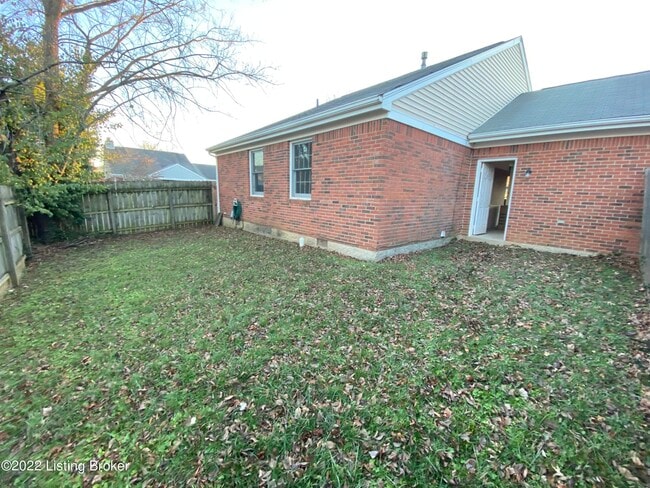 Building Photo - 8600 Tannen Dr