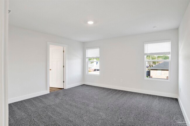 Building Photo - 4932 Valor Ct