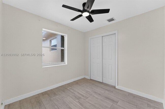 Building Photo - 1664 SW 28th Terrace