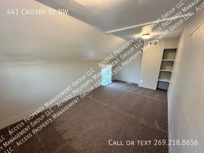 Building Photo - 441 Crosby St NW