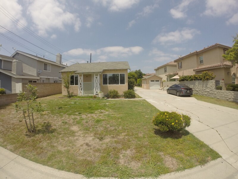 Building Photo - 9453 Cedar St