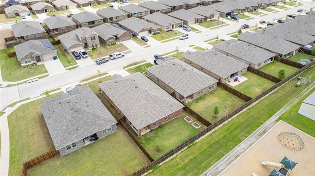 Building Photo - 121 Admiral Ln
