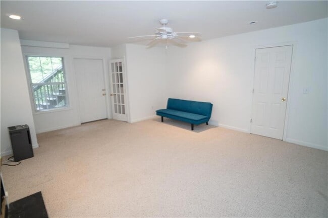 Building Photo - 9155 Nesbit Ferry Rd