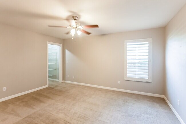 Building Photo - 1937 Princess Ct