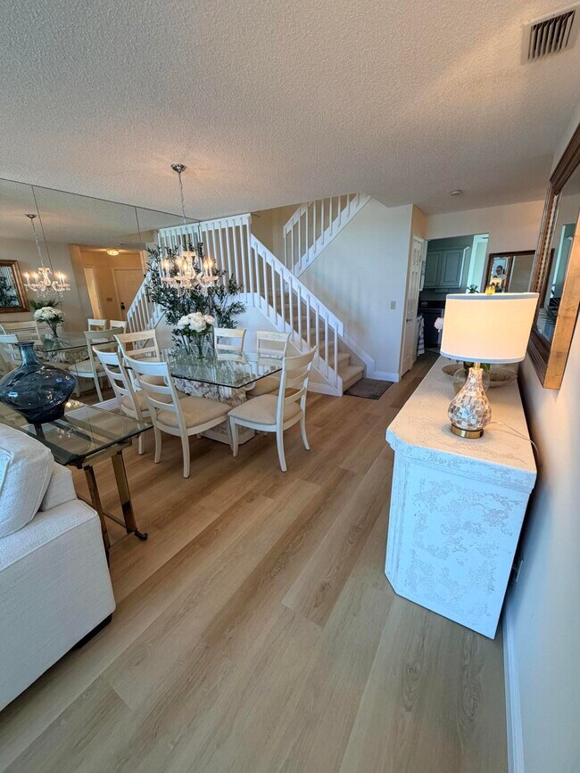 Building Photo - 1214 Ocean Dunes Cir