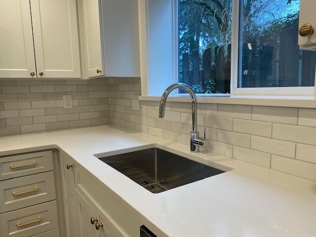 Building Photo - 7537 42nd Ave NE