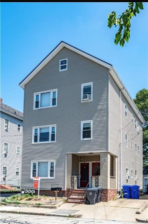 Building Photo - 168 Waterman Ave