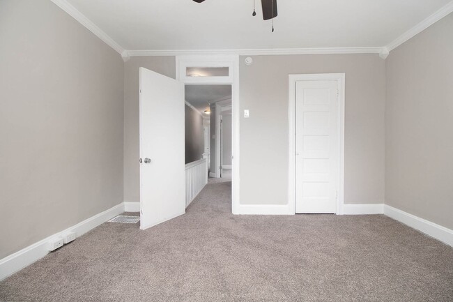 Building Photo - Remodeled 3 bedroom 1 bath home in Harrisburg,  PA