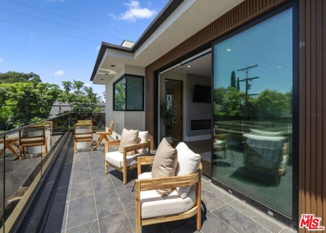 Building Photo - 4299 Elmer Ave