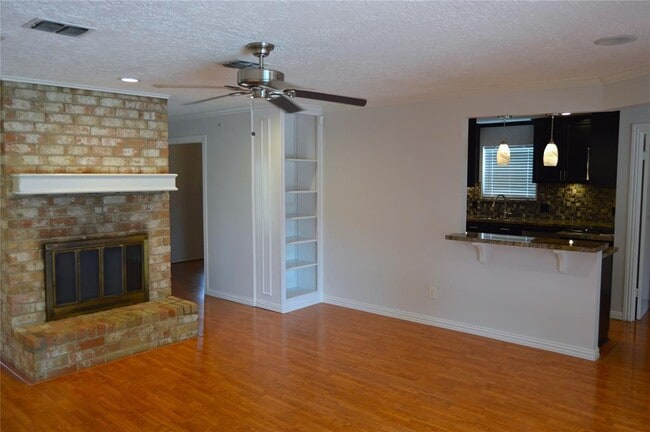 Building Photo - 3114 Greenridge Dr