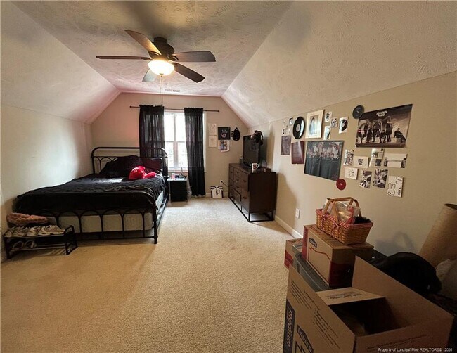 Building Photo - 889 Louisiana Dr