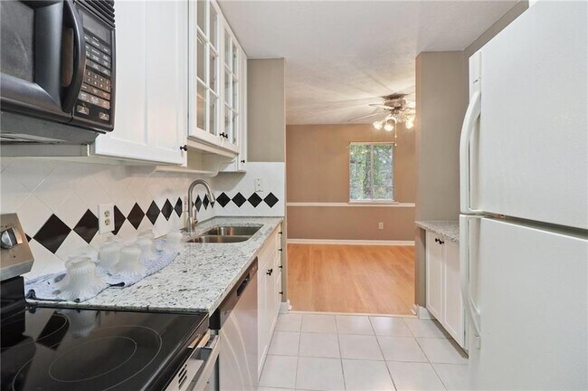 Building Photo - 2398 Lawrenceville Hwy