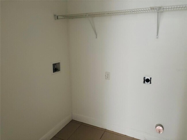 Building Photo - 2679 SW 154th Place Rd