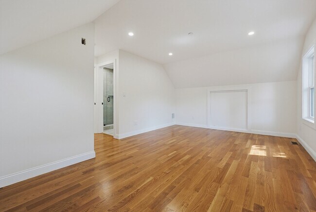 Building Photo - 53 Eddy St