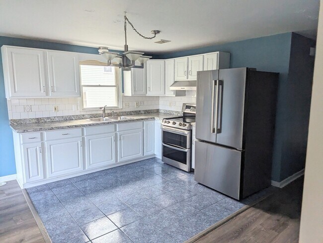 Building Photo - 25 Brodeur Ave