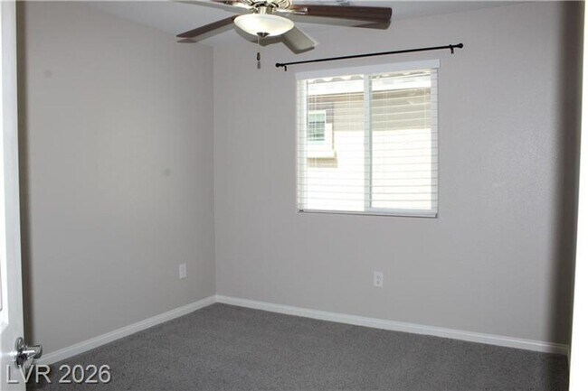Building Photo - AMAZING 4 BEDROOM IN THE HEART OF ALIANTE