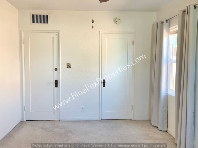 Building Photo - 1510 E Silver St