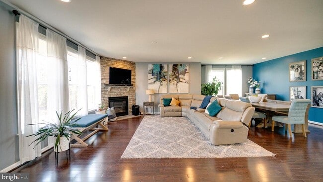 Building Photo - 24855 Bradford Forest Dr