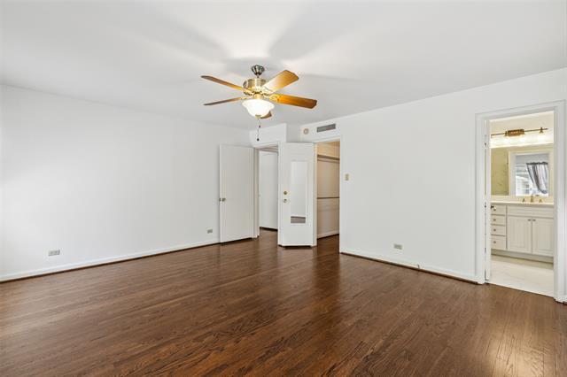 Building Photo - 4421 University Blvd