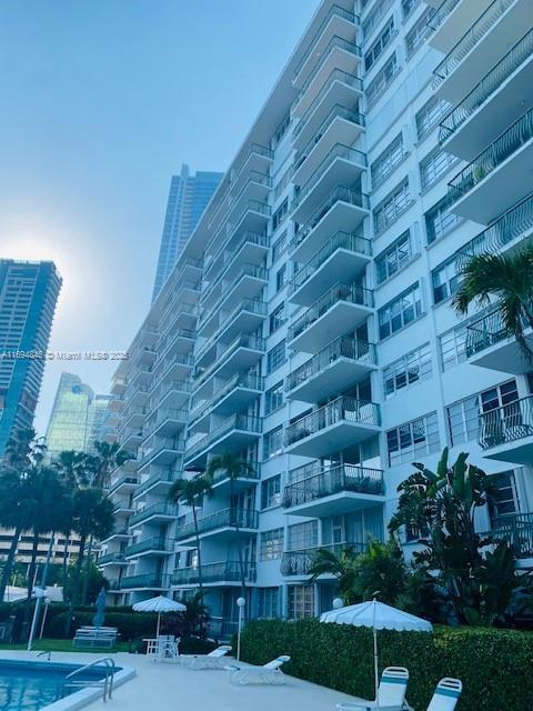 Building Photo - 1408 Brickell Bay Dr