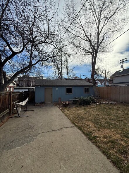 Building Photo - 1334 N Downing St