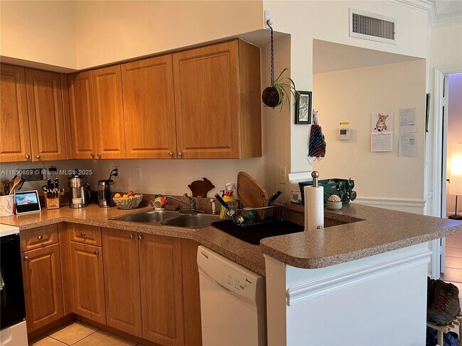 Building Photo - 1280 S Alhambra Cir