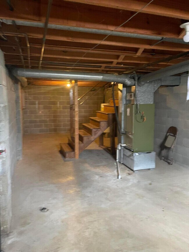 Building Photo - 3287 Willington Dr