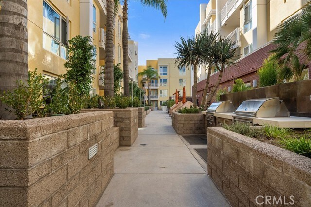 Building Photo - 21301 Erwin St