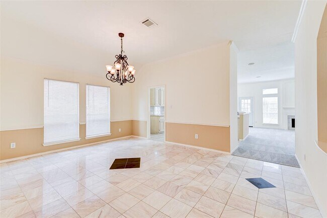 Building Photo - 16206 Waiting Spring Cir